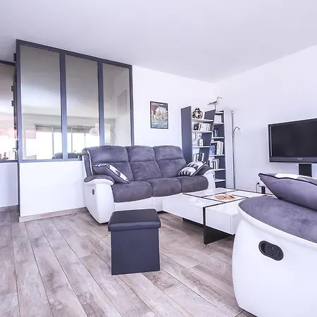 Apartment Poincarre *